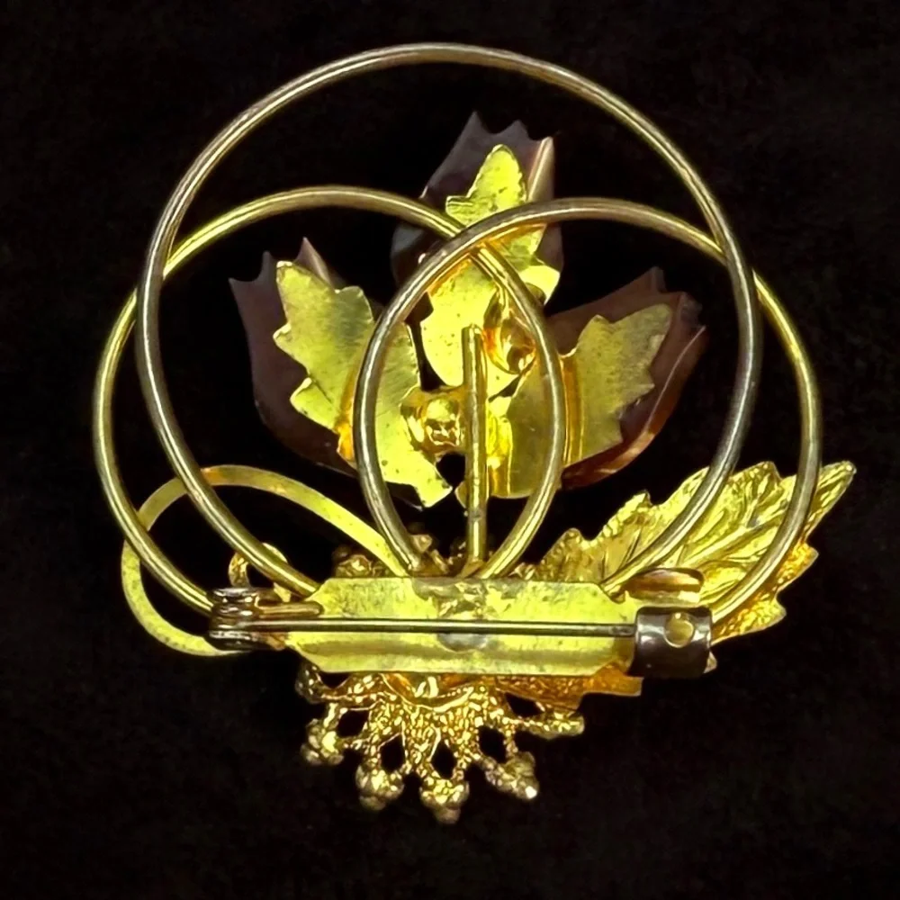 Vintage goldtone and Brown raised 3-D floral brooch, pin